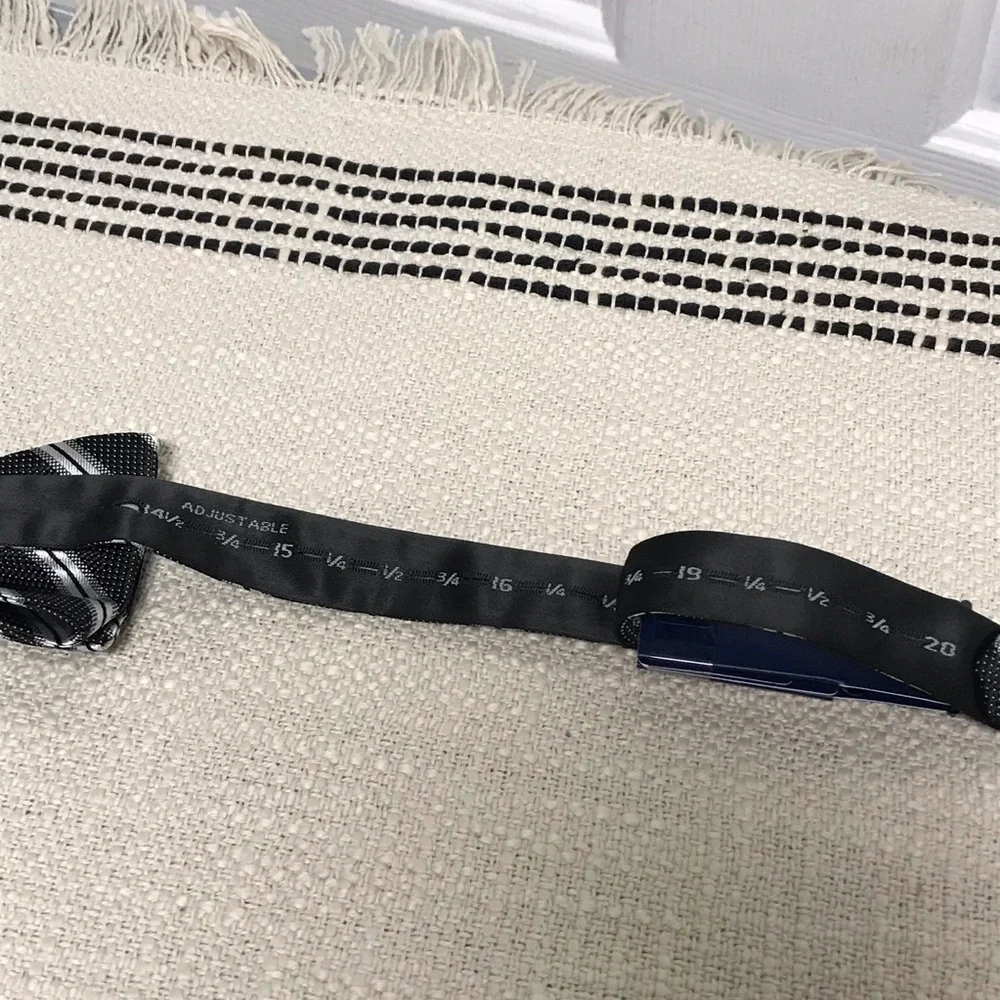 NWT SADDLEBRED / Black with white stripe Bow tie